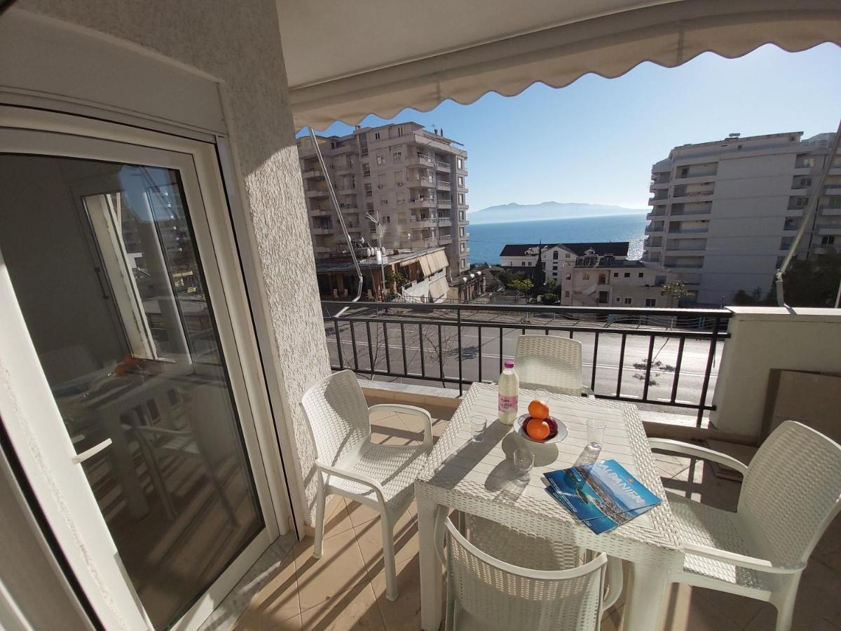 Morina Sea View Apartment Sarandë Esterno foto